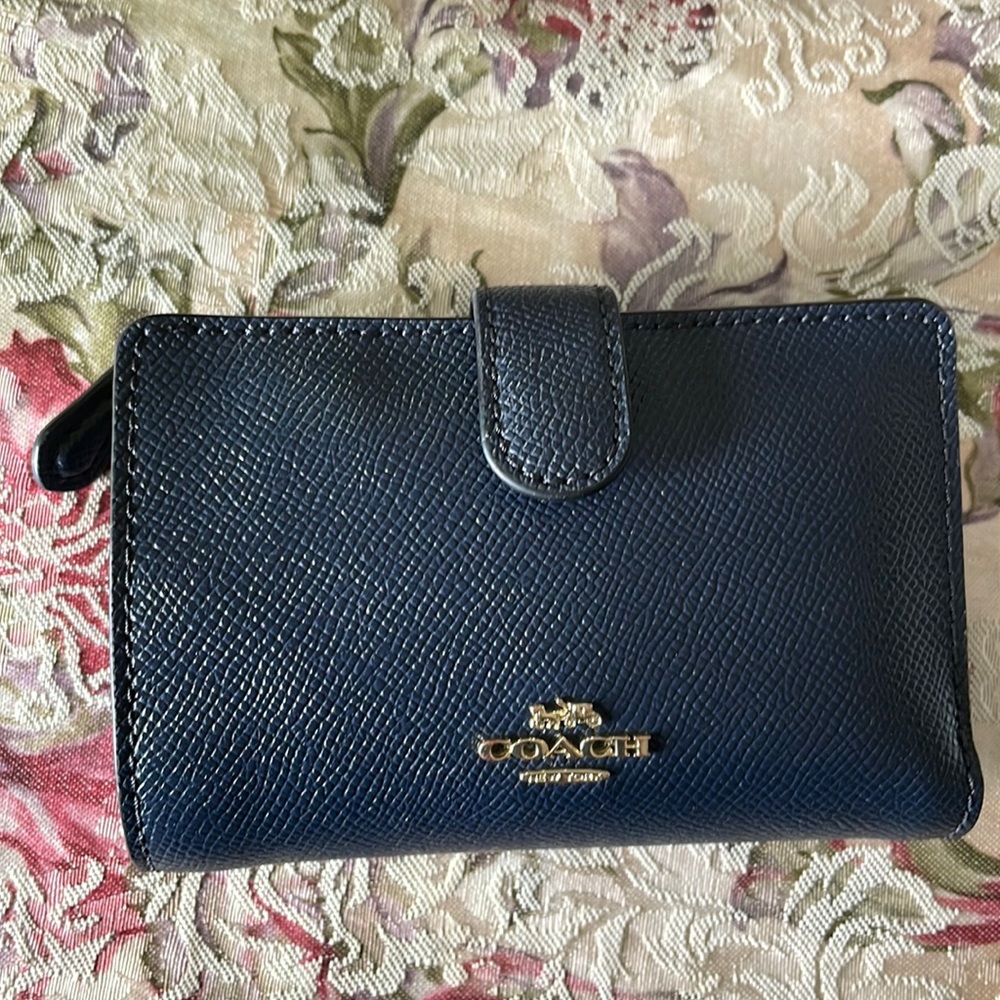 COPY - Coach Midnight blue wallet